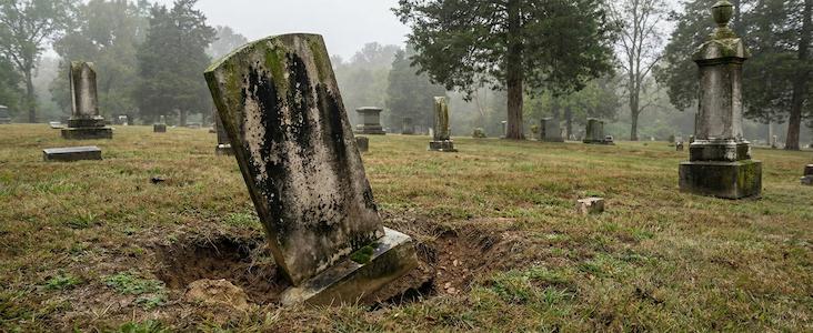 Professional headstone cleaning service in Kentucky cemetery