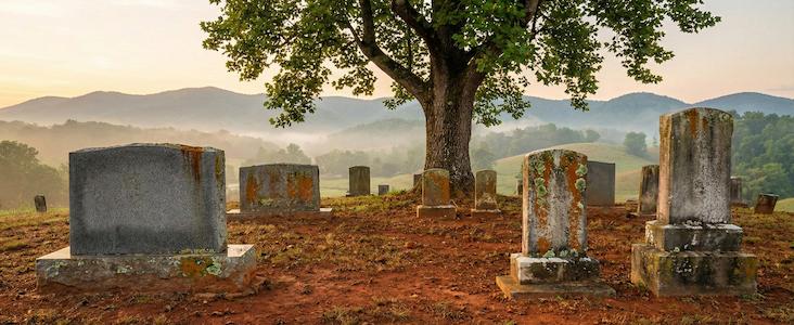 Professional headstone cleaning service in Tennessee cemetery