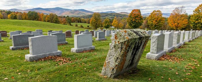 Professional headstone cleaning service in Vermont cemetery