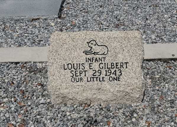Cleaned and restored family headstone in Florida | After