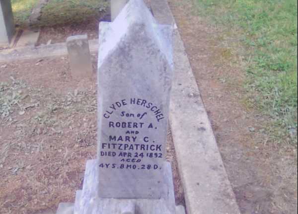Eco-friendly cleaning, polishing, and inscription repainting for a granite headstone in Ohio | After